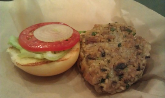 leodas veggie burger